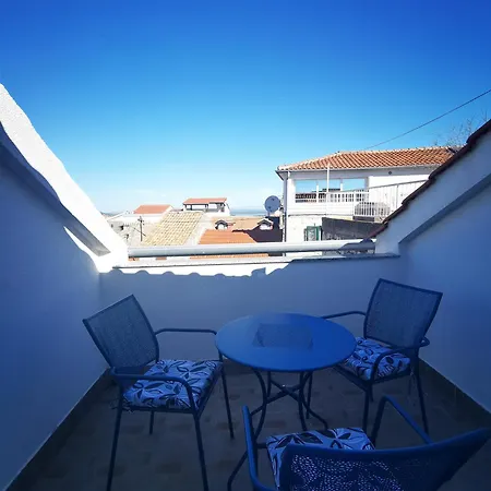 Cicindra Apartment
